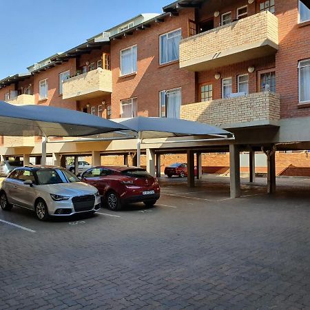 Melville Mews-2- Auckland Park Johannesburg Zewnętrze zdjęcie